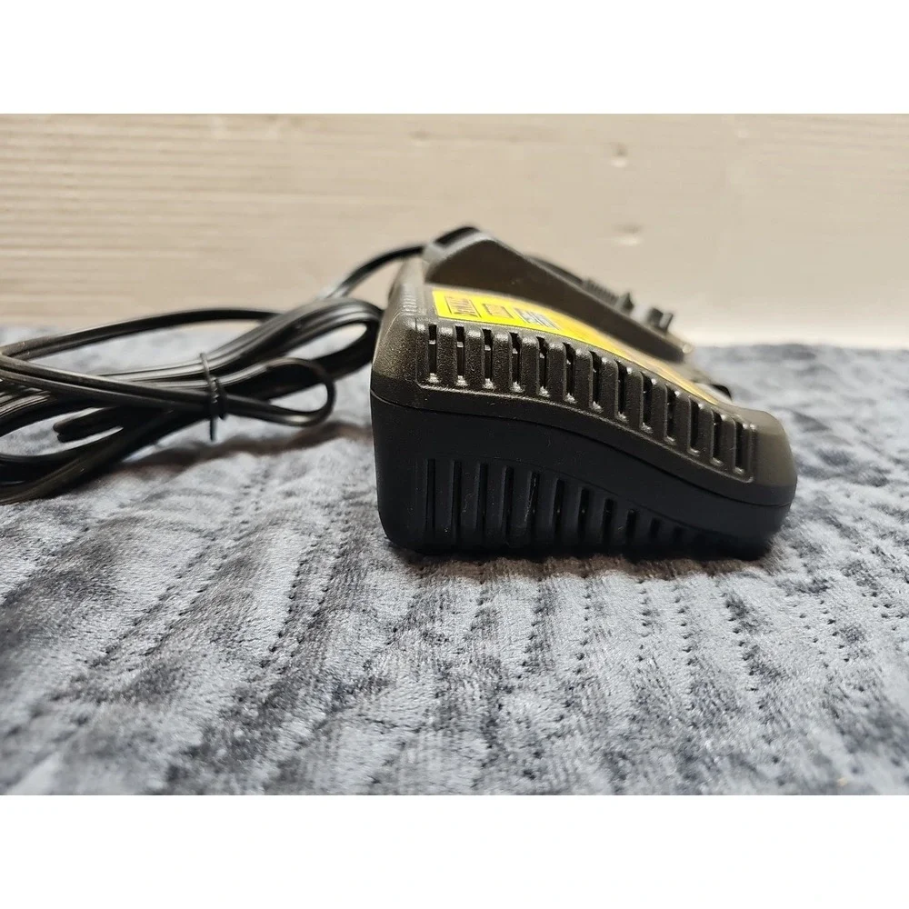 New DeWalt DCB115 12V MAX 20V MAX Lithium Ion Battery Charger